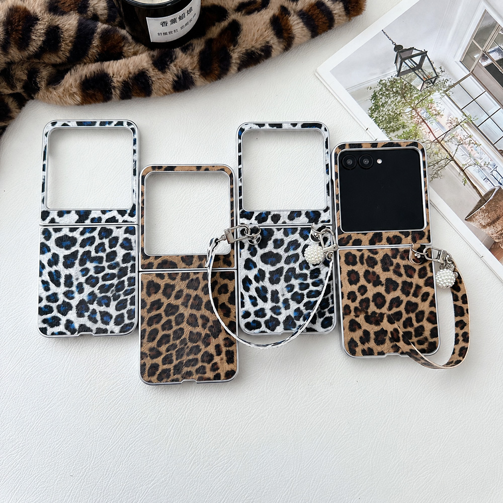 Vintage Fashion Dress - Leopard Print Folding Flip Phone Case