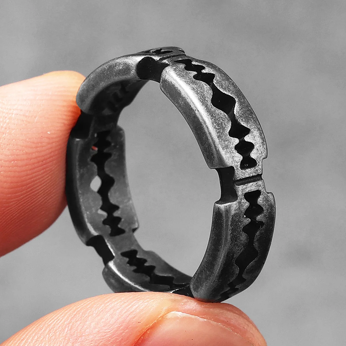 Retro Razor Blade Men Rings St - Vintage Fashion Newtown ulasan dan harga